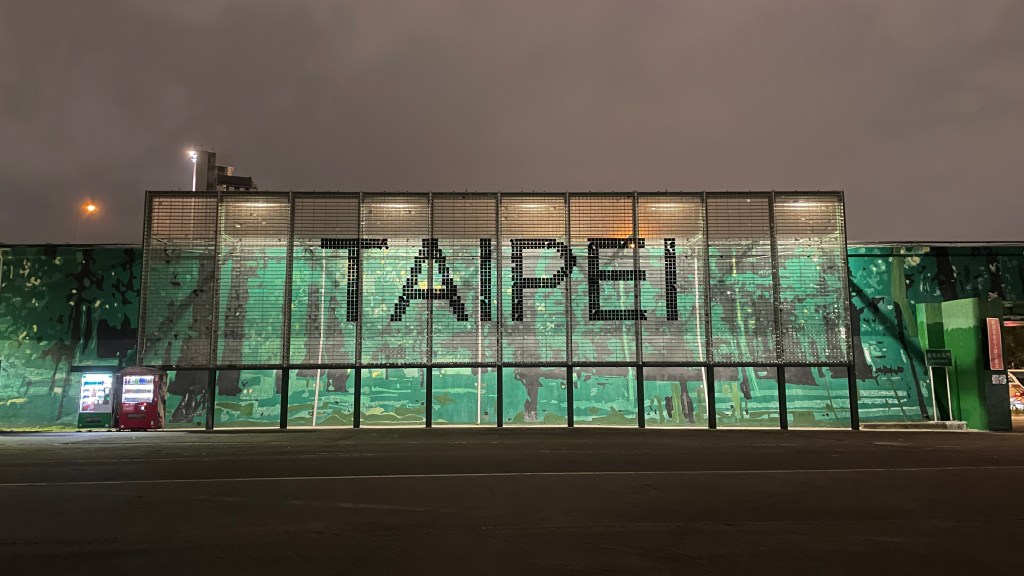 From Taiwan with Love: Unique Snacks to Bring Home for Your Loved Ones!